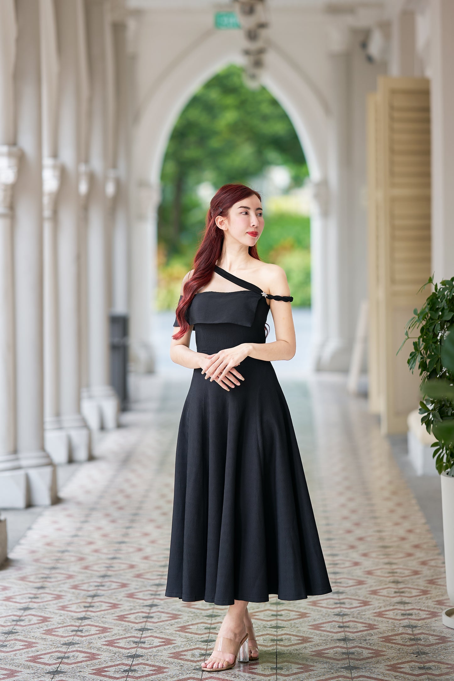 Flane Elegant Black Off-Shoulder Midi Dress - FL006