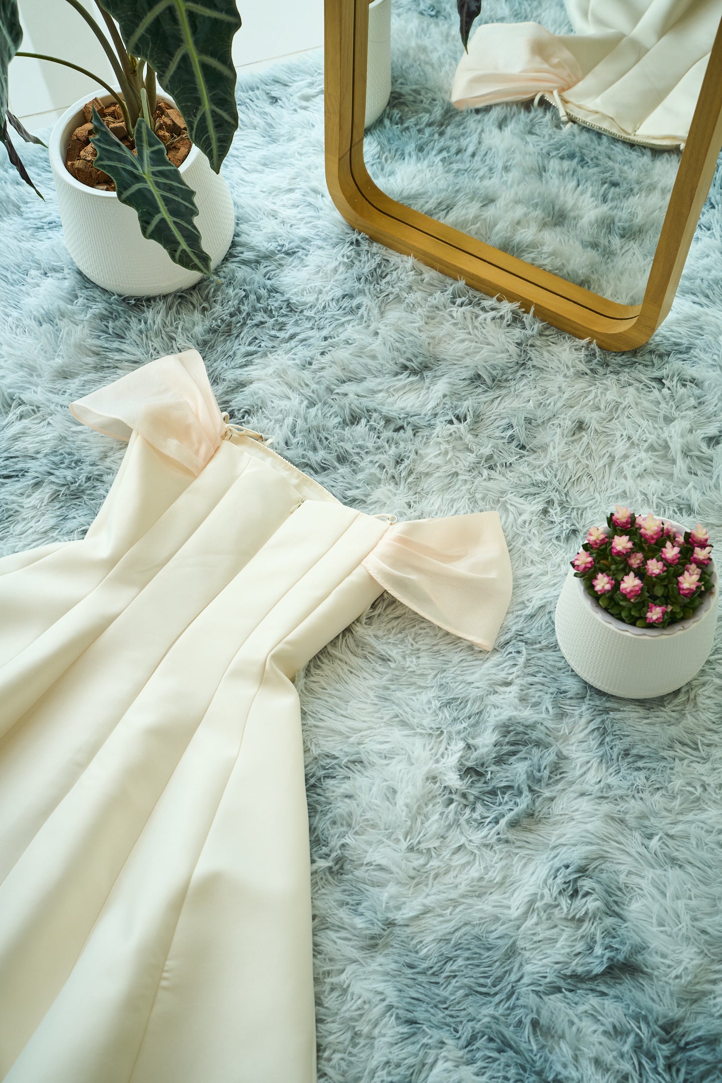 Zamy Champagne Off-Shoulder Organza Midi Dress - ZM002